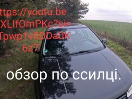 Черный Фольксваген Гольф, объемом двигателя 1.6 л и пробегом 200 тыс. км за 4900 $, фото 1 на Automoto.ua