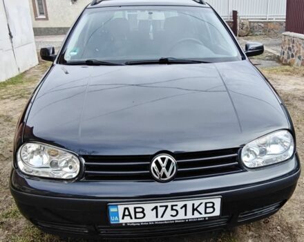 Черный Фольксваген Гольф, объемом двигателя 1.9 л и пробегом 329 тыс. км за 4400 $, фото 1 на Automoto.ua