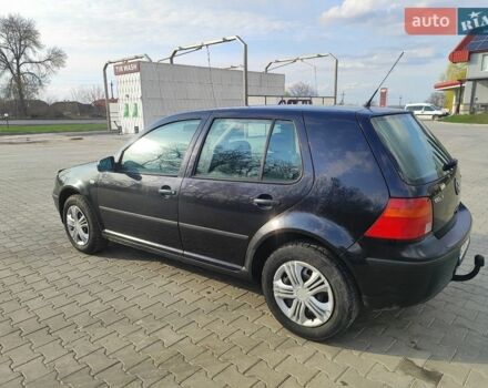 Черный Фольксваген Гольф, объемом двигателя 1.9 л и пробегом 294 тыс. км за 3700 $, фото 1 на Automoto.ua