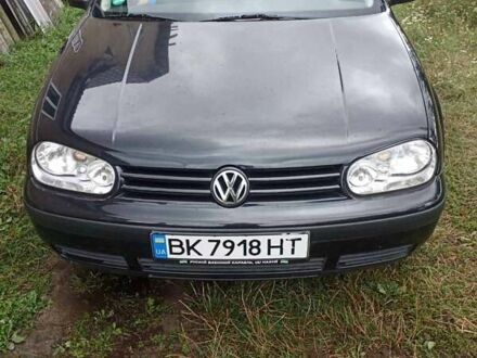 Фольксваген Гольф 2000 в Владимирце на Automoto.ua Черный Фольксваген Гольф, объемом двигателя 1.39 л и пробегом 208 тыс. км за 4200 $, фото 1 на Automoto.ua