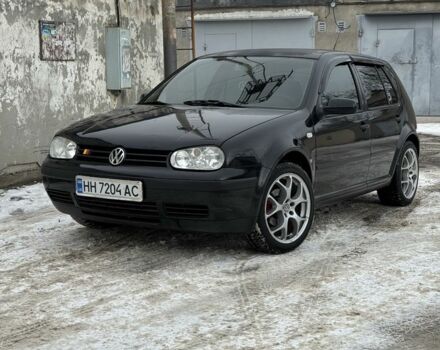 Черный Фольксваген Гольф, объемом двигателя 1.6 л и пробегом 290 тыс. км за 3500 $, фото 1 на Automoto.ua