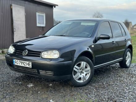 Черный Фольксваген Гольф, объемом двигателя 1.4 л и пробегом 260 тыс. км за 3300 $, фото 1 на Automoto.ua