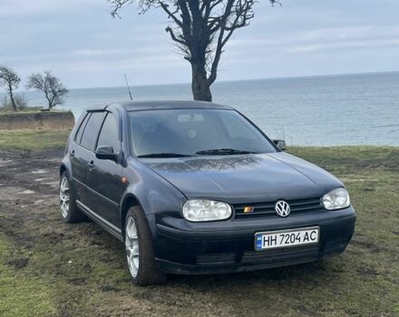 Чорний Фольксваген Гольф, об'ємом двигуна 1.6 л та пробігом 294 тис. км за 3900 $, фото 1 на Automoto.ua