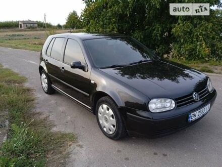 Фольксваген Гольф 2000 у Рівному на Automoto.ua Чорний Фольксваген Гольф, об'ємом двигуна 1.4 л та пробігом 264 тис. км за 3650 $, фото 1 на Automoto.ua