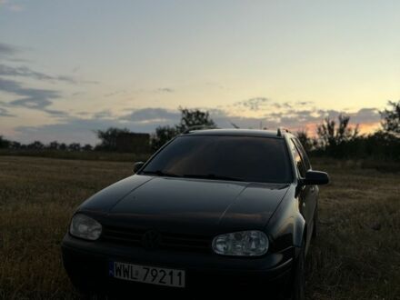 Фольксваген Гольф 2001 в Балаклее на Automoto.ua Черный Фольксваген Гольф, объемом двигателя 1.9 л и пробегом 400 тыс. км за 2500 $, фото 1 на Automoto.ua