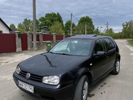 Фольксваген Гольф 2001 в Сарнах на Automoto.ua Черный Фольксваген Гольф, объемом двигателя 0 л и пробегом 400 тыс. км за 1200 $, фото 1 на Automoto.ua