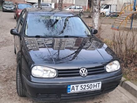 Черный Фольксваген Гольф, объемом двигателя 1.6 л и пробегом 230 тыс. км за 4600 $, фото 1 на Automoto.ua