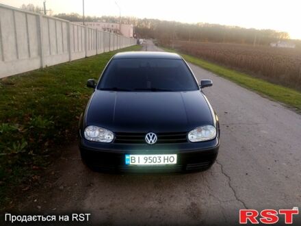 Черный Фольксваген Гольф, объемом двигателя 1.4 л и пробегом 256 тыс. км за 3800 $, фото 1 на Automoto.ua