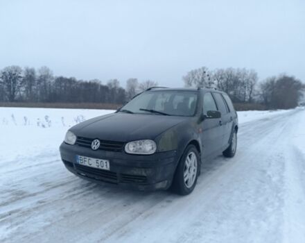 Черный Фольксваген Гольф, объемом двигателя 1.9 л и пробегом 333 тыс. км за 1700 $, фото 1 на Automoto.ua