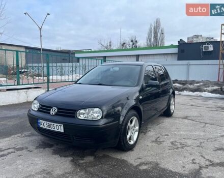 Черный Фольксваген Гольф, объемом двигателя 1.6 л и пробегом 209 тыс. км за 4800 $, фото 1 на Automoto.ua