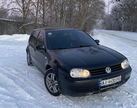 Черный Фольксваген Гольф, объемом двигателя 1.6 л и пробегом 281 тыс. км за 4150 $, фото 1 на Automoto.ua
