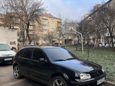 Черный Фольксваген Гольф, объемом двигателя 1.4 л и пробегом 207 тыс. км за 3500 $, фото 1 на Automoto.ua