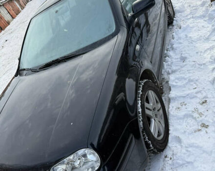 Черный Фольксваген Гольф, объемом двигателя 1.39 л и пробегом 298 тыс. км за 3600 $, фото 1 на Automoto.ua