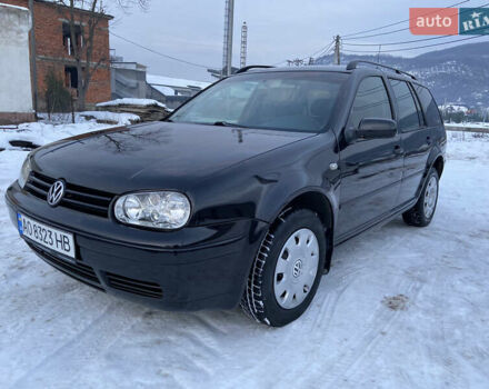 Черный Фольксваген Гольф, объемом двигателя 1.9 л и пробегом 370 тыс. км за 3850 $, фото 1 на Automoto.ua