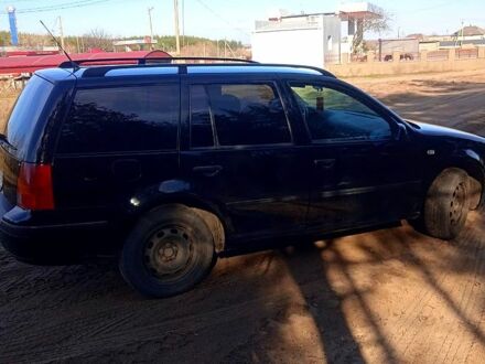 Чорний Фольксваген Гольф, об'ємом двигуна 1.4 л та пробігом 220 тис. км за 4200 $, фото 1 на Automoto.ua