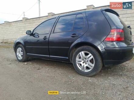 Черный Фольксваген Гольф, объемом двигателя 1.6 л и пробегом 288 тыс. км за 4050 $, фото 1 на Automoto.ua