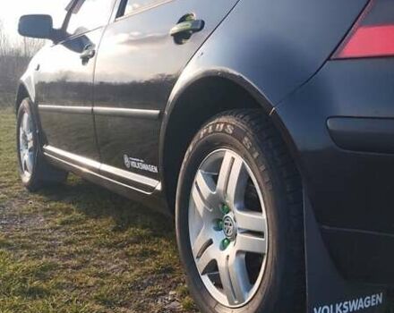 Черный Фольксваген Гольф, объемом двигателя 1.4 л и пробегом 190 тыс. км за 4550 $, фото 1 на Automoto.ua