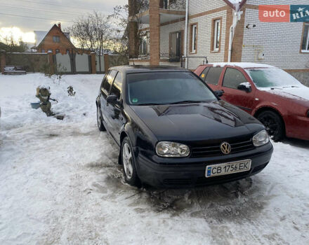 Черный Фольксваген Гольф, объемом двигателя 1.39 л и пробегом 275 тыс. км за 3850 $, фото 1 на Automoto.ua