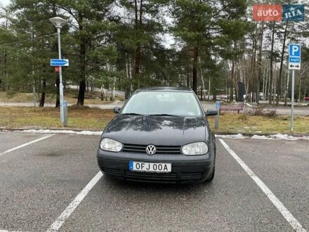 Фольксваген Гольф 2002 у Києві на Automoto.ua Чорний Фольксваген Гольф, об'ємом двигуна 1.4 л та пробігом 175 тис. км за 2069 $, фото 1 на Automoto.ua
