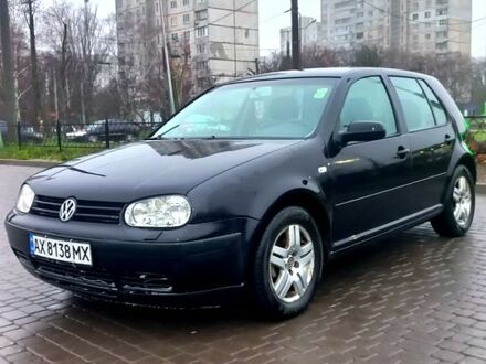 Черный Фольксваген Гольф, объемом двигателя 1.6 л и пробегом 255 тыс. км за 4700 $, фото 1 на Automoto.ua