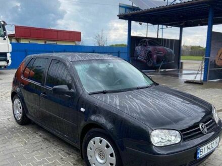 Черный Фольксваген Гольф, объемом двигателя 1.4 л и пробегом 202 тыс. км за 4800 $, фото 1 на Automoto.ua