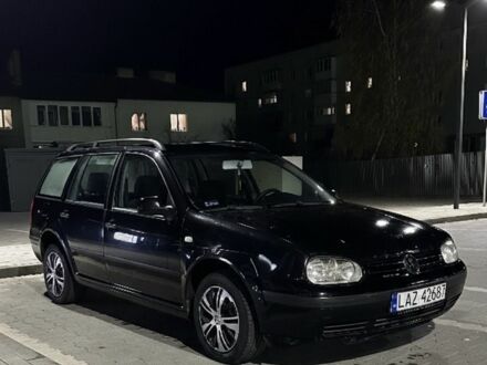 Черный Фольксваген Гольф, объемом двигателя 1.9 л и пробегом 380 тыс. км за 1750 $, фото 1 на Automoto.ua