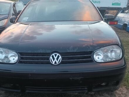 Фольксваген Гольф 2003 у Кременчуге на Automoto.ua Чорний Фольксваген Гольф, об'ємом двигуна 1.8 л та пробігом 300 тис. км за 500 $, фото 1 на Automoto.ua