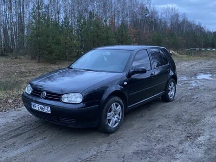 Черный Фольксваген Гольф, объемом двигателя 1.9 л и пробегом 340 тыс. км за 2300 $, фото 1 на Automoto.ua