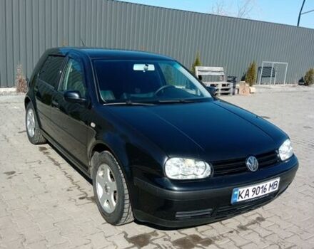 Черный Фольксваген Гольф, объемом двигателя 1.39 л и пробегом 321 тыс. км за 4500 $, фото 1 на Automoto.ua