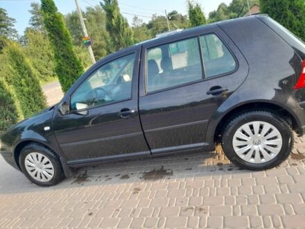 Черный Фольксваген Гольф, объемом двигателя 0 л и пробегом 199 тыс. км за 4000 $, фото 1 на Automoto.ua