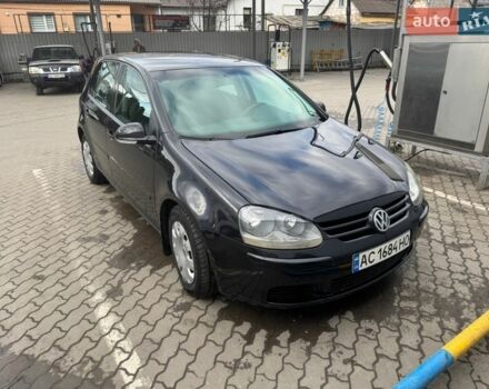 Черный Фольксваген Гольф, объемом двигателя 1.39 л и пробегом 210 тыс. км за 4500 $, фото 1 на Automoto.ua