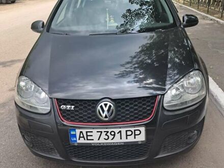 Черный Фольксваген Гольф, объемом двигателя 1.39 л и пробегом 235 тыс. км за 5100 $, фото 1 на Automoto.ua