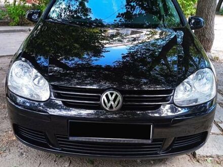 Черный Фольксваген Гольф, объемом двигателя 1.6 л и пробегом 259 тыс. км за 5500 $, фото 1 на Automoto.ua