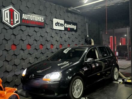 Чорний Фольксваген Гольф, об'ємом двигуна 1.9 л та пробігом 300 тис. км за 5800 $, фото 1 на Automoto.ua