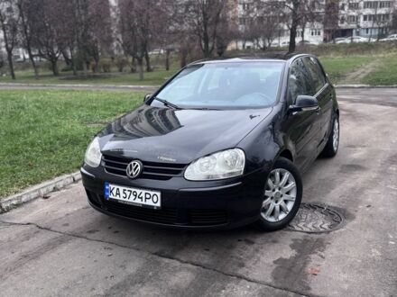 Черный Фольксваген Гольф, объемом двигателя 1.6 л и пробегом 198 тыс. км за 5100 $, фото 1 на Automoto.ua