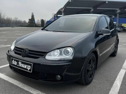 Черный Фольксваген Гольф, объемом двигателя 2 л и пробегом 218 тыс. км за 5800 $, фото 1 на Automoto.ua