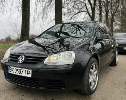 Чорний Фольксваген Гольф, об'ємом двигуна 1.6 л та пробігом 200 тис. км за 5200 $, фото 1 на Automoto.ua