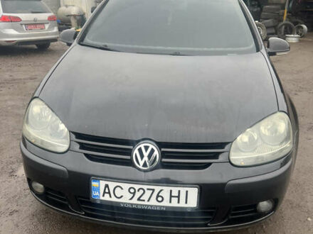 Черный Фольксваген Гольф, объемом двигателя 1.98 л и пробегом 320 тыс. км за 3900 $, фото 1 на Automoto.ua