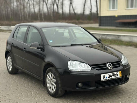 Черный Фольксваген Гольф, объемом двигателя 1.39 л и пробегом 199 тыс. км за 5000 $, фото 1 на Automoto.ua