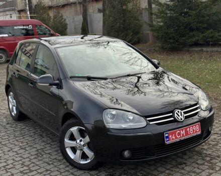 Черный Фольксваген Гольф, объемом двигателя 1.6 л и пробегом 200 тыс. км за 5200 $, фото 1 на Automoto.ua