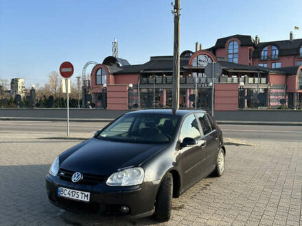 Черный Фольксваген Гольф, объемом двигателя 1.6 л и пробегом 192 тыс. км за 6000 $, фото 1 на Automoto.ua