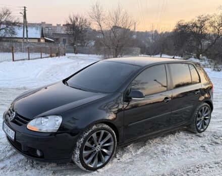 Черный Фольксваген Гольф, объемом двигателя 1.6 л и пробегом 345 тыс. км за 5800 $, фото 1 на Automoto.ua