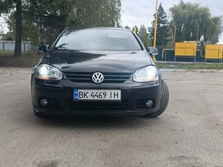Фольксваген Гольф 2005 у Березне на Automoto.ua Чорний Фольксваген Гольф, об'ємом двигуна 2 л та пробігом 273 тис. км за 5400 $, фото 1 на Automoto.ua