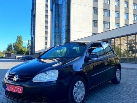 Черный Фольксваген Гольф, объемом двигателя 1.4 л и пробегом 235 тыс. км за 4400 $, фото 1 на Automoto.ua