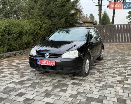 Черный Фольксваген Гольф, объемом двигателя 1.4 л и пробегом 244 тыс. км за 5450 $, фото 1 на Automoto.ua