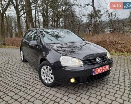 Черный Фольксваген Гольф, объемом двигателя 1.6 л и пробегом 260 тыс. км за 5399 $, фото 1 на Automoto.ua