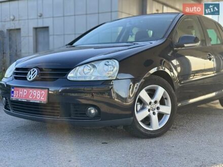 Фольксваген Гольф 2006 в Шепетовке на Automoto.ua Черный Фольксваген Гольф, объемом двигателя 1.6 л и пробегом 258 тыс. км за 5950 $, фото 1 на Automoto.ua