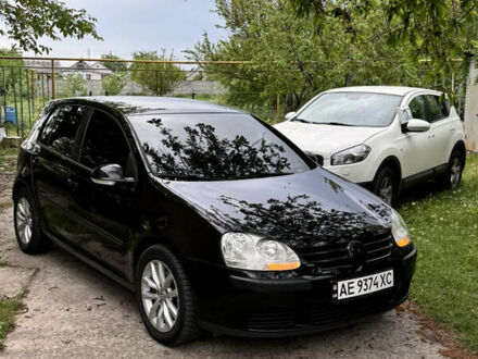 Фольксваген Гольф 2006 в Днепре (Днепропетровске) на Automoto.ua Черный Фольксваген Гольф, объемом двигателя 1.6 л и пробегом 265 тыс. км за 5900 $, фото 1 на Automoto.ua
