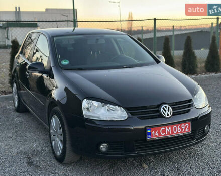 Черный Фольксваген Гольф, объемом двигателя 1.4 л и пробегом 271 тыс. км за 5700 $, фото 1 на Automoto.ua