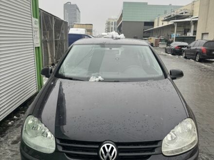 Черный Фольксваген Гольф, объемом двигателя 1.4 л и пробегом 230 тыс. км за 3500 $, фото 1 на Automoto.ua